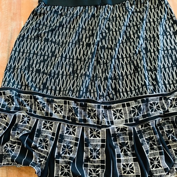 Set - Picture 4 of 6